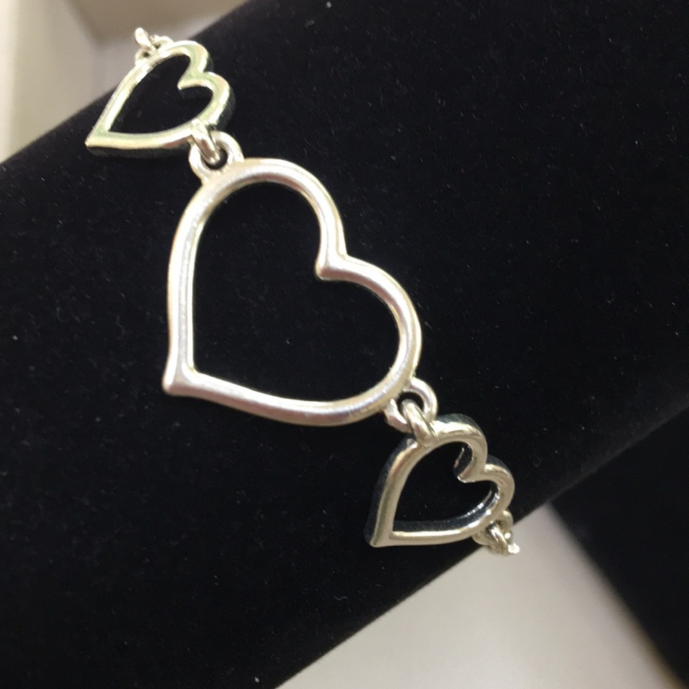 🔥Dainty Vintage 3 Hearts Silver Bracelet